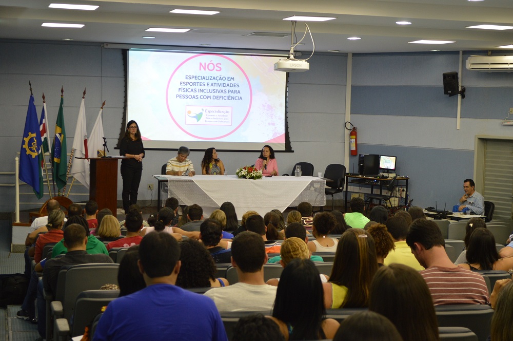 Leia mais sobre o artigo Cobertura de evento: Especialização em atividades físicas inclusivas encerra atividades da 4ª turma
