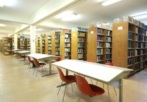 Uso da biblioteca é estendida para alunos EaD